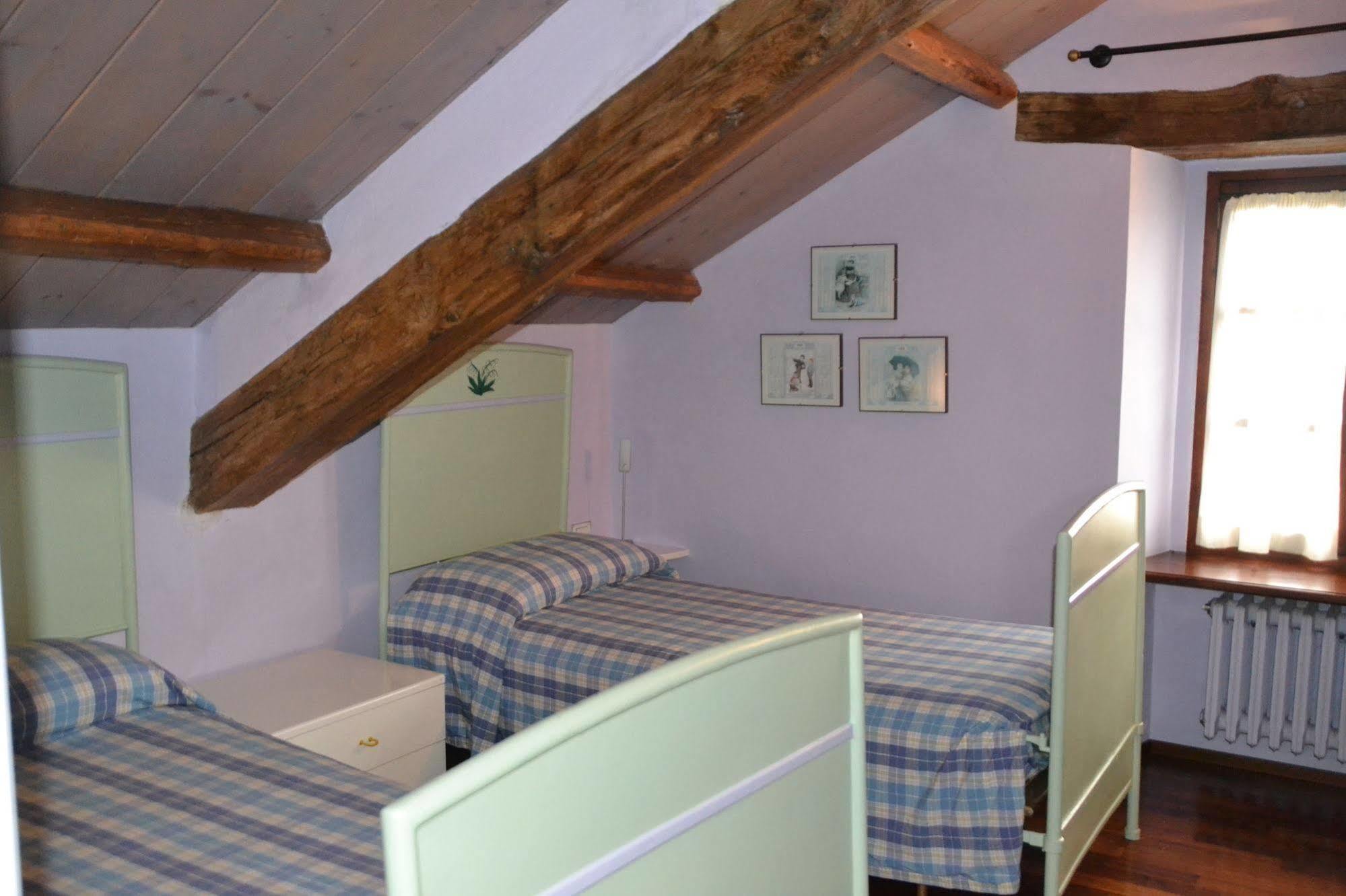 מלון אסטי Casa Dei Frati מראה חיצוני תמונה